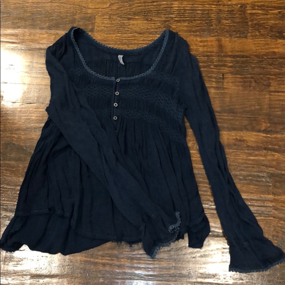 Gorgeous Free People Long Sleeved Blouse